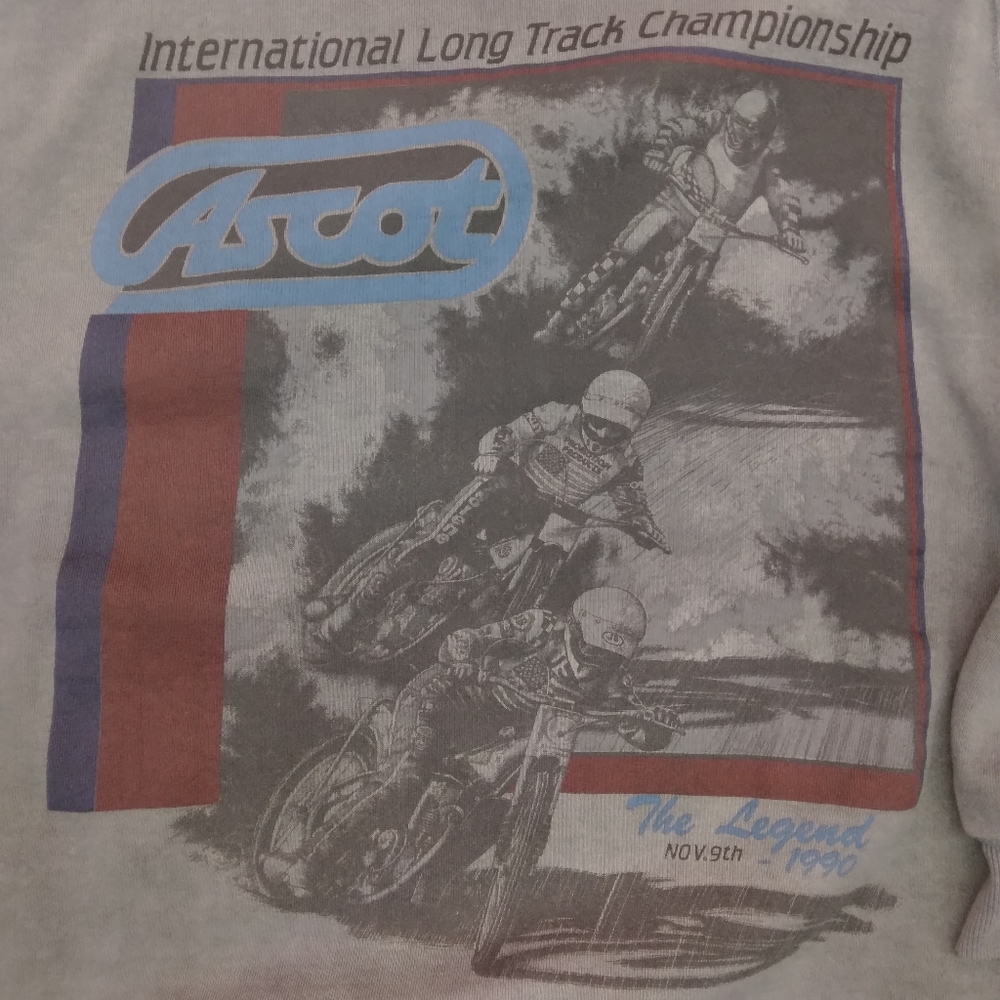Ascot crewneck